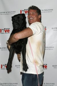 david hasselhoff holding dog